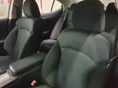Здавання транспортного засобу lexus is200 (ds2/is2) 220d року 2007 потужний 2adfhv