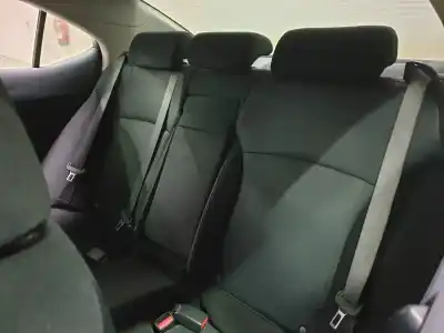 Здавання транспортного засобу lexus is200 (ds2/is2) 220d року 2007 потужний 2adfhv