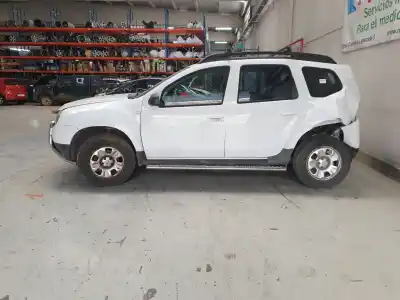 Vehicul casat dacia duster laureate 4x2 al anului 2012 alimentat k9k896