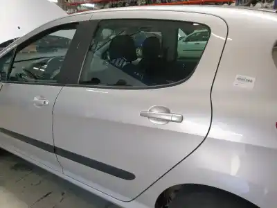 Veículo de Sucata peugeot 308 confort do ano 2009 alimentado 5fw