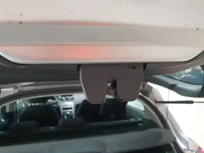 Veículo de Sucata peugeot 308 confort do ano 2009 alimentado 5fw