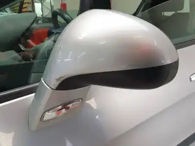 Veículo de Sucata peugeot 308 confort do ano 2009 alimentado 5fw