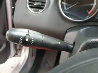 Veículo de Sucata peugeot 308 confort do ano 2009 alimentado 5fw