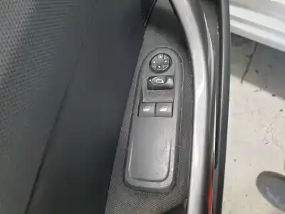 Veículo de Sucata peugeot 308 confort do ano 2009 alimentado 5fw