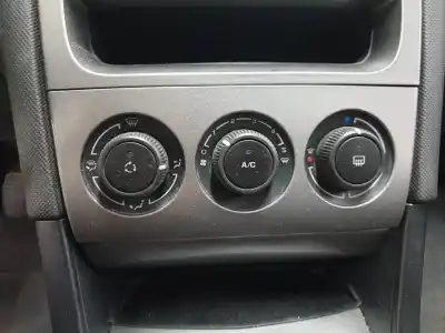 Veículo de Sucata peugeot 308 confort do ano 2009 alimentado 5fw