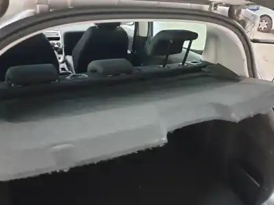 Veículo de Sucata peugeot 308 confort do ano 2009 alimentado 5fw