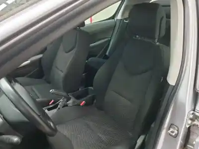 Veículo de Sucata peugeot 308 confort do ano 2009 alimentado 5fw