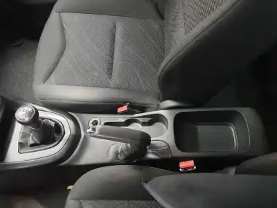 Veículo de Sucata peugeot 308 confort do ano 2009 alimentado 5fw