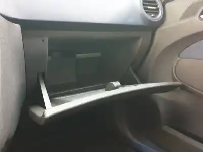 Здавання транспортного засобу opel corsa d cmon року 2007 потужний z12xep