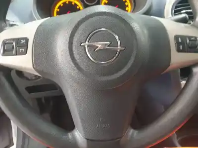 Здавання транспортного засобу opel corsa d cmon року 2007 потужний z12xep