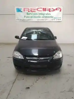 Veicolo di demolizione OPEL CORSA C Blue Line dell'anno 2005 alimentato Z12XEP