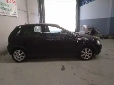 Veicolo di demolizione opel corsa c blue line dell'anno 2005 alimentato z12xep