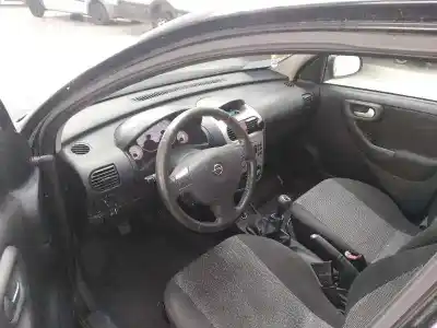 Veicolo di demolizione opel corsa c blue line dell'anno 2005 alimentato z12xep