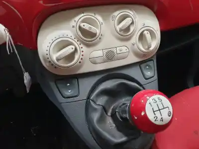 Veicolo di demolizione fiat nuova 500 (150) pop dell'anno 2013 alimentato 169a4000