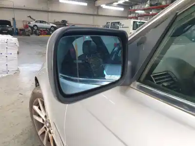 Veículo de Sucata bmw serie 3 berlina (e46) 320d do ano 2005 alimentado m47n204d4