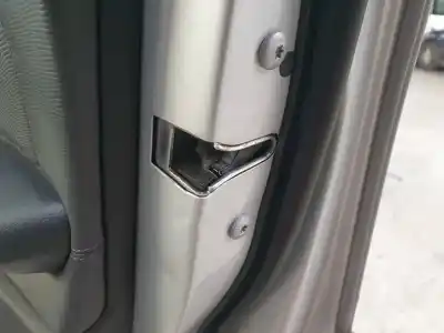 Veículo de Sucata bmw serie 3 berlina (e46) 320d do ano 2005 alimentado m47n204d4