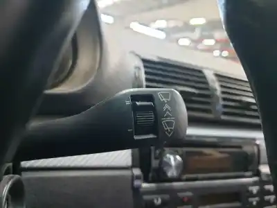 Veículo de Sucata bmw serie 3 berlina (e46) 320d do ano 2005 alimentado m47n204d4