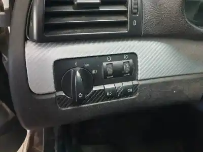 Veículo de Sucata bmw serie 3 berlina (e46) 320d do ano 2005 alimentado m47n204d4