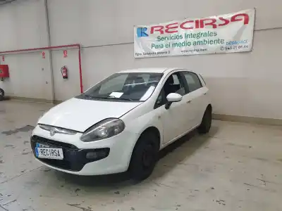 Veículo de Sucata fiat punto (evo) (199) dynamic do ano 2011 alimentado 199a4000