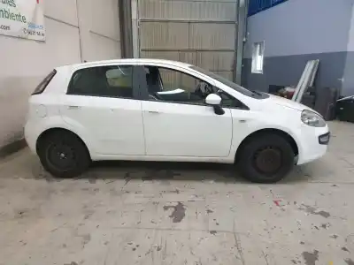 Veículo de Sucata fiat punto (evo) (199) dynamic do ano 2011 alimentado 199a4000