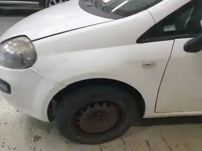 Veículo de Sucata fiat punto (evo) (199) dynamic do ano 2011 alimentado 199a4000