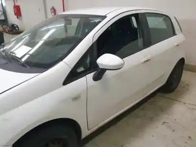 Veículo de Sucata fiat punto (evo) (199) dynamic do ano 2011 alimentado 199a4000