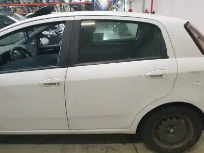 Veículo de Sucata fiat punto (evo) (199) dynamic do ano 2011 alimentado 199a4000