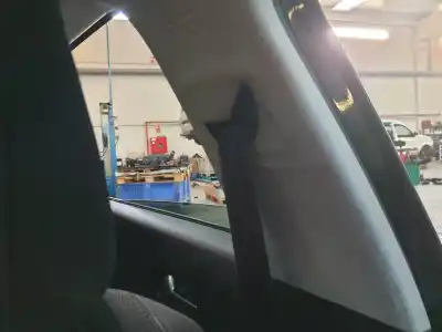 Veículo de Sucata peugeot 308 sw active do ano 2015 alimentado 9h05