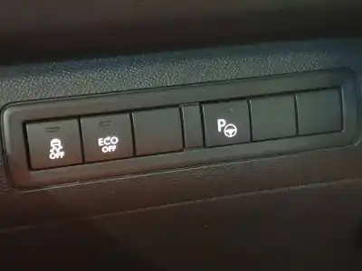 Veículo de Sucata peugeot 308 sw active do ano 2015 alimentado 9h05