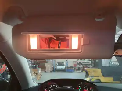 Veículo de Sucata peugeot 308 sw active do ano 2015 alimentado 9h05