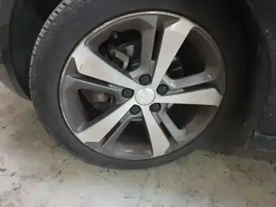 Veículo de Sucata peugeot 308 sw active do ano 2015 alimentado 9h05