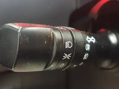 Veículo de Sucata kia cee´d emotion do ano 2011 alimentado d4fb