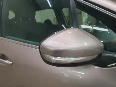 Veículo de Sucata peugeot 208 allure do ano 2013 alimentado 9hp