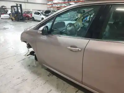 Veículo de Sucata peugeot 208 allure do ano 2013 alimentado 9hp