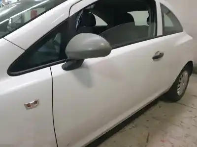 Veicolo di demolizione opel corsa d cmon dell'anno 2011 alimentato a13dtc