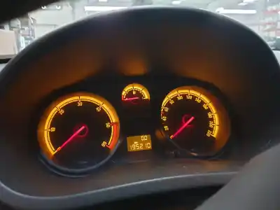 Veicolo di demolizione opel corsa d cmon dell'anno 2011 alimentato a13dtc