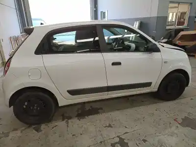 Здавання транспортного засобу renault twingo iii zen року 2016 потужний h4d400