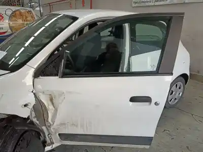 Здавання транспортного засобу renault twingo iii zen року 2016 потужний h4d400