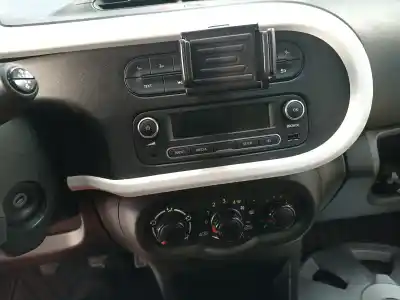 Здавання транспортного засобу renault twingo iii zen року 2016 потужний h4d400