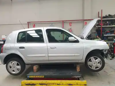 Утилизация автомобиля RENAULT CLIO II FASE II (B/CB0) Campus года 2007 питание K9K714