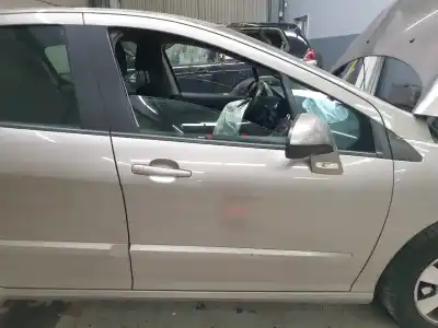 Sloopvoertuig peugeot 308 access van het jaar 2013 aangedreven 8f01