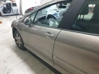 Sloopvoertuig peugeot 308 access van het jaar 2013 aangedreven 8f01