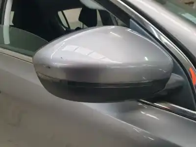 Veículo de Sucata peugeot 308 active do ano 2016 alimentado hnz