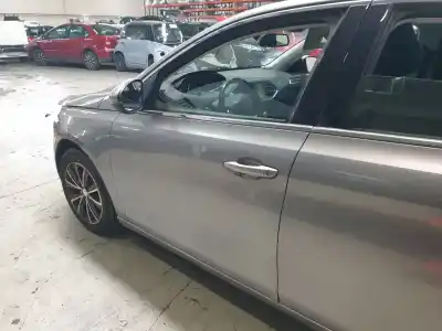 Veículo de Sucata peugeot 308 active do ano 2016 alimentado hnz