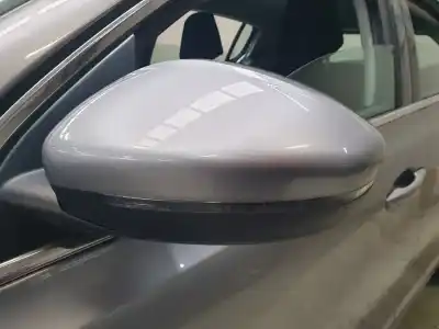 Veículo de Sucata peugeot 308 active do ano 2016 alimentado hnz