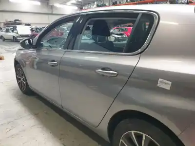 Veículo de Sucata peugeot 308 active do ano 2016 alimentado hnz