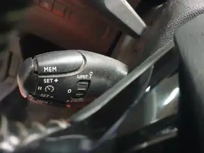 Veículo de Sucata peugeot 308 active do ano 2016 alimentado hnz