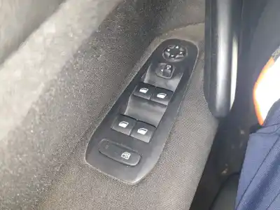 Veículo de Sucata peugeot 308 active do ano 2016 alimentado hnz