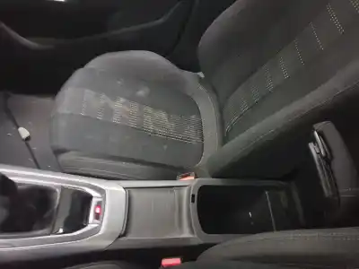 Veículo de Sucata peugeot 308 active do ano 2016 alimentado hnz