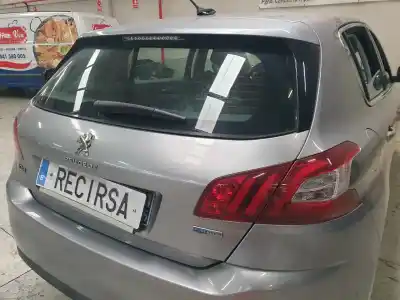 Veículo de Sucata peugeot 308 active do ano 2016 alimentado hnz